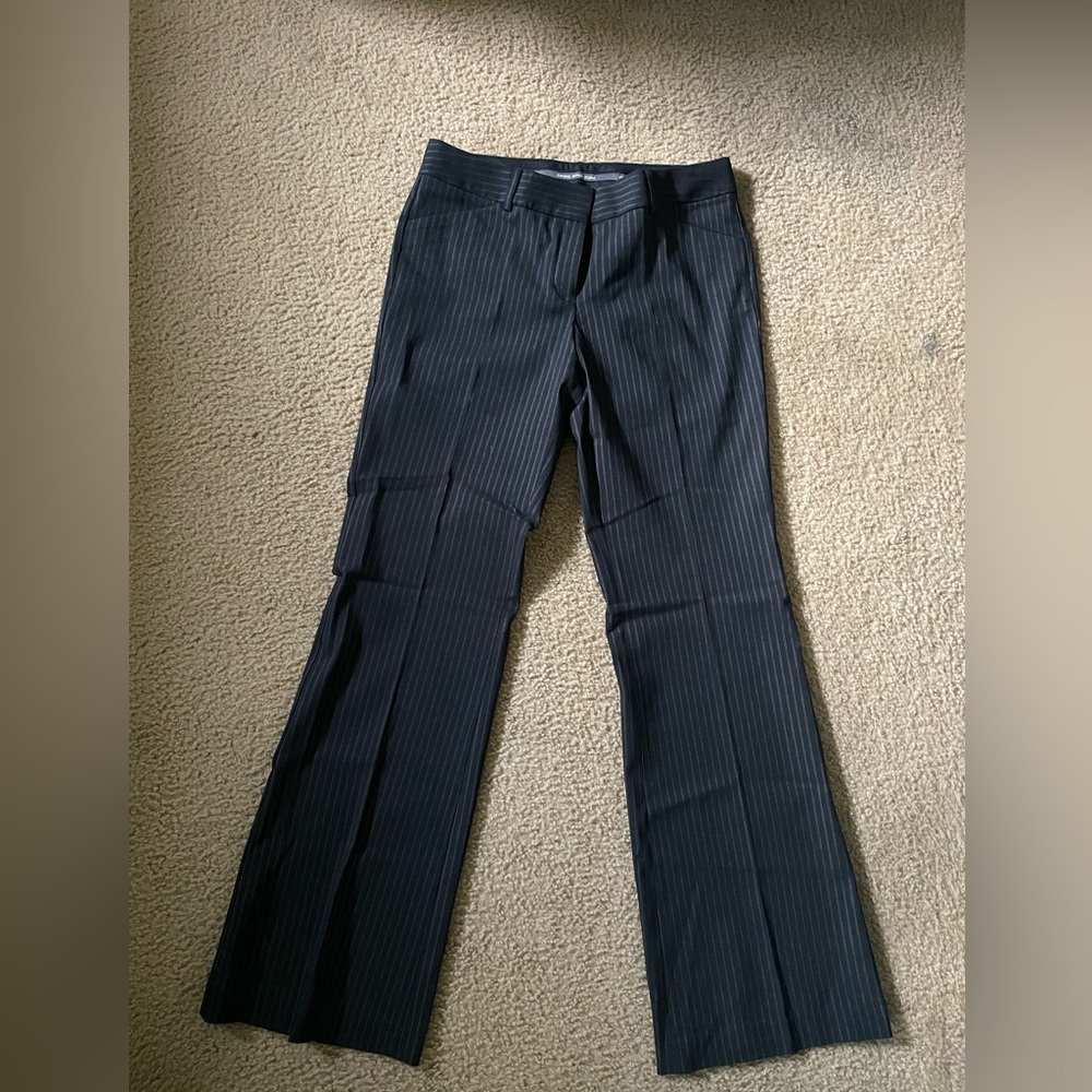 Express Editor Black Pinstripe Flared Pants Sz 6